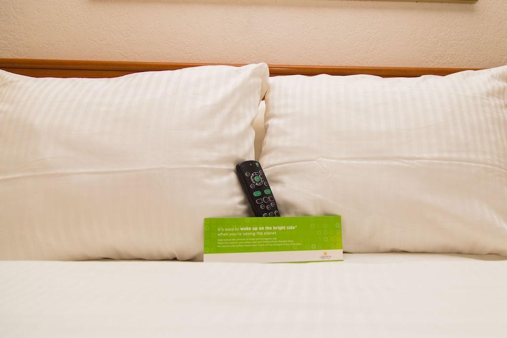 Days Inn By Wyndham Del Rio Bagian luar foto