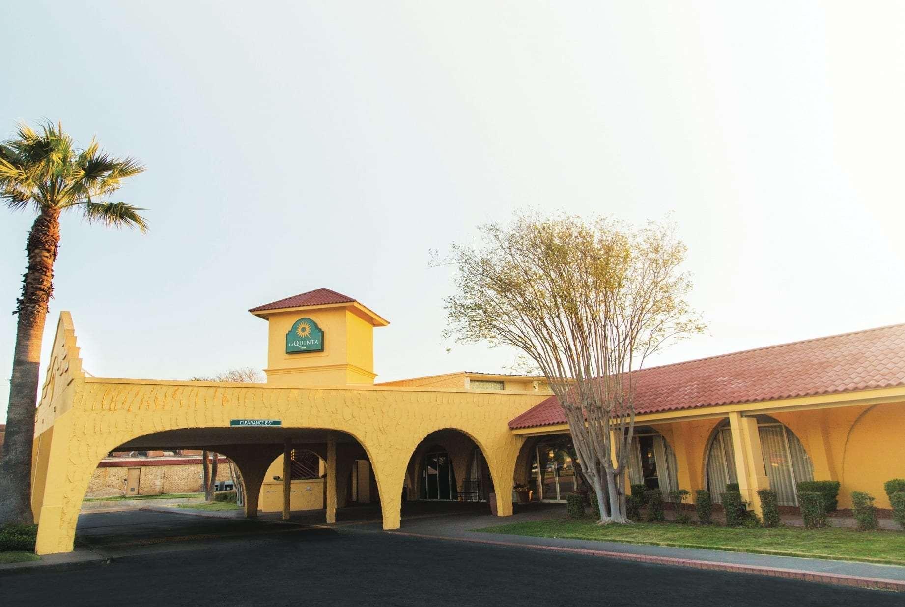 Days Inn By Wyndham Del Rio Bagian luar foto
